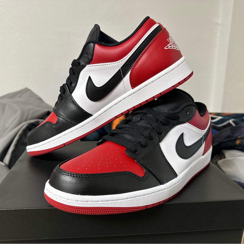 Air Jordan 1 Low Bred Toe